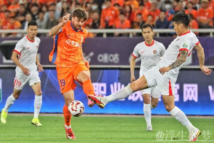 青岛海牛客场逼平山东泰山